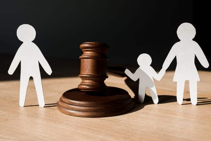 Cambio en la Guarda y Custodia de Menores: ¿Qué Ocurre Cuando un Progenitor Actúa sin Consentimiento?